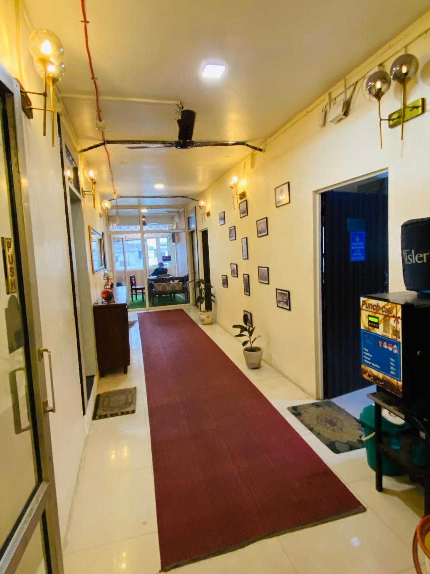 Homestay Ac Dormitory นิวเดลี ภายนอก รูปภาพ