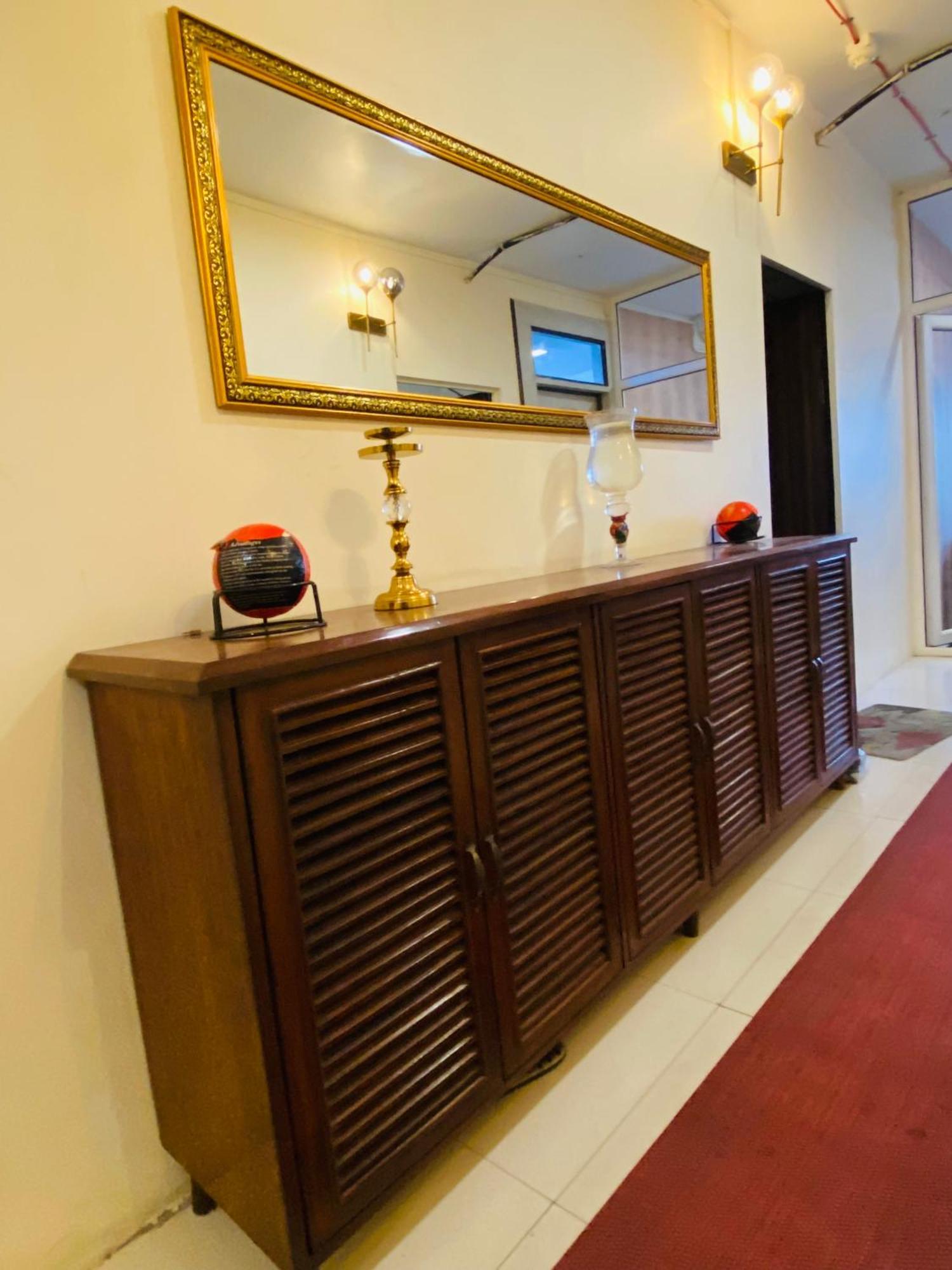 Homestay Ac Dormitory นิวเดลี ภายนอก รูปภาพ