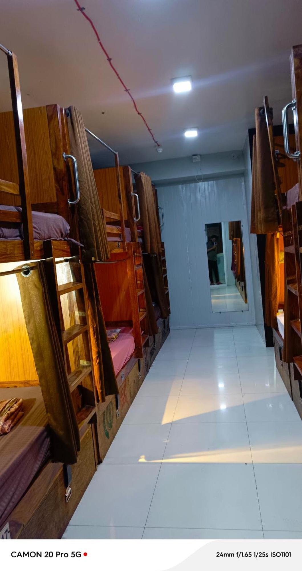 Homestay Ac Dormitory นิวเดลี ภายนอก รูปภาพ