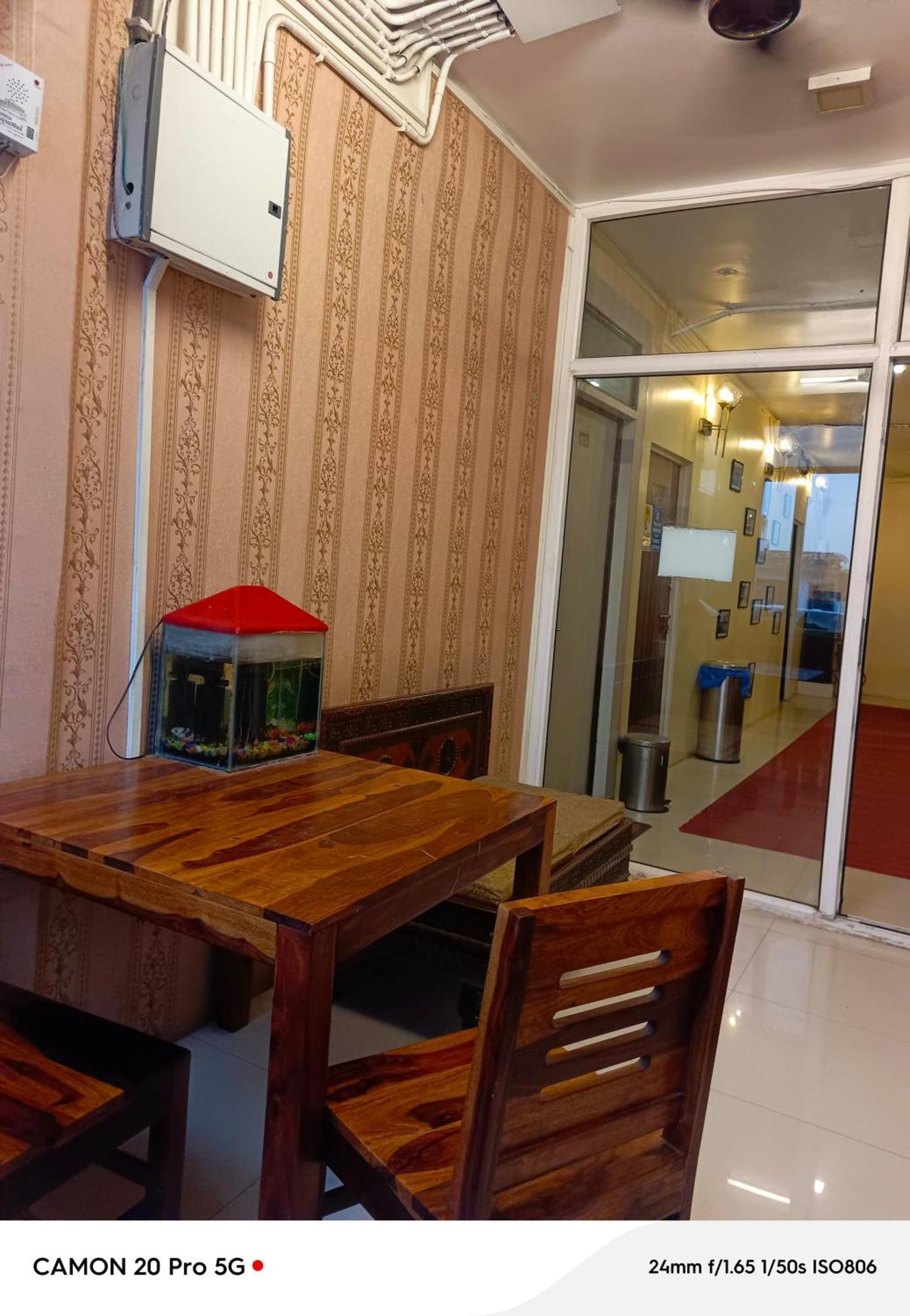 Homestay Ac Dormitory นิวเดลี ภายนอก รูปภาพ