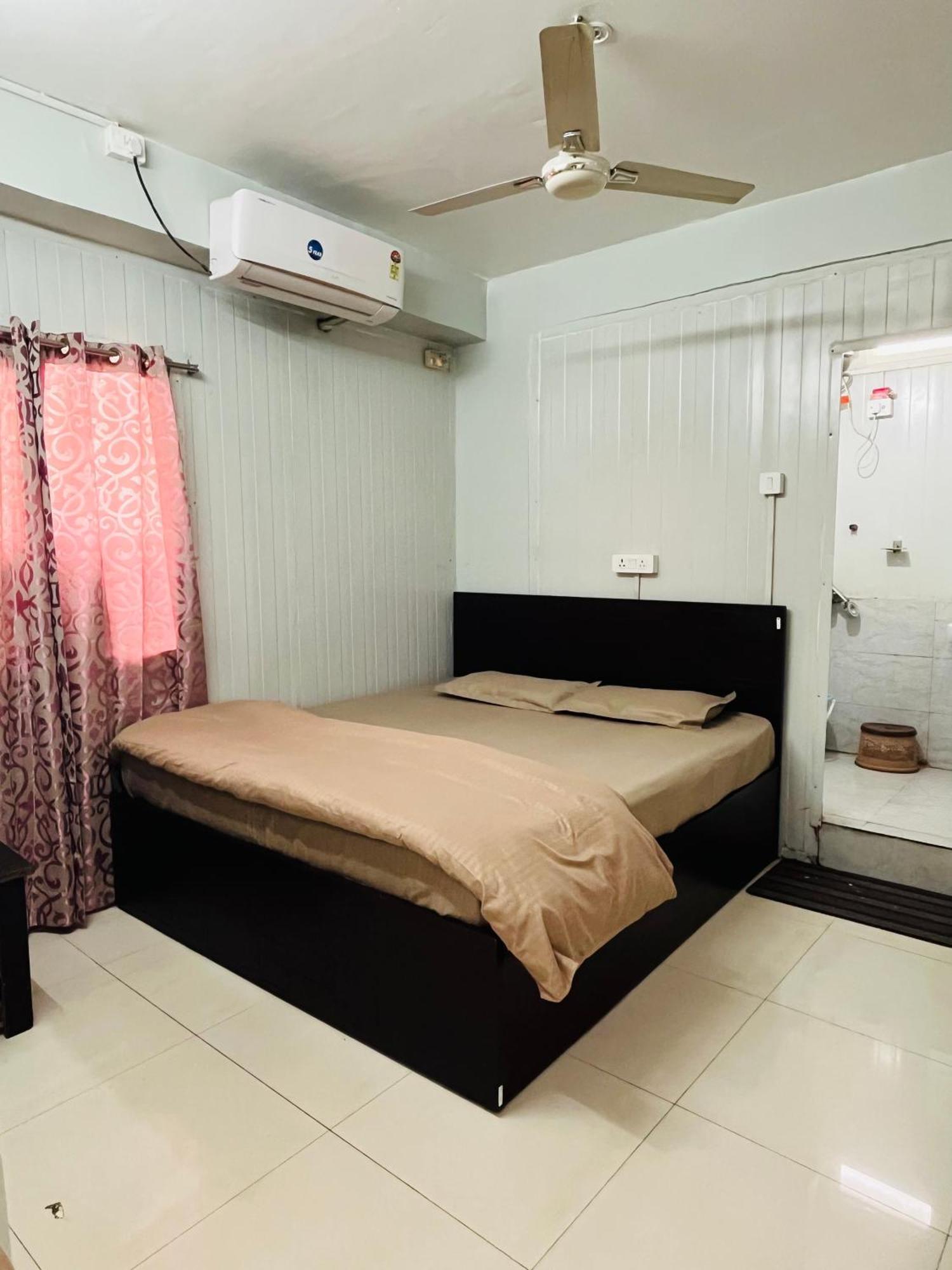 Homestay Ac Dormitory นิวเดลี ภายนอก รูปภาพ